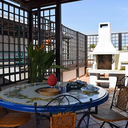 Mogaver - Rooftop Leuca Sit *